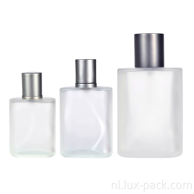 Groothandel op maat Lege Mini Refilleerbare Spray Glass Perfumes 50 ml glas